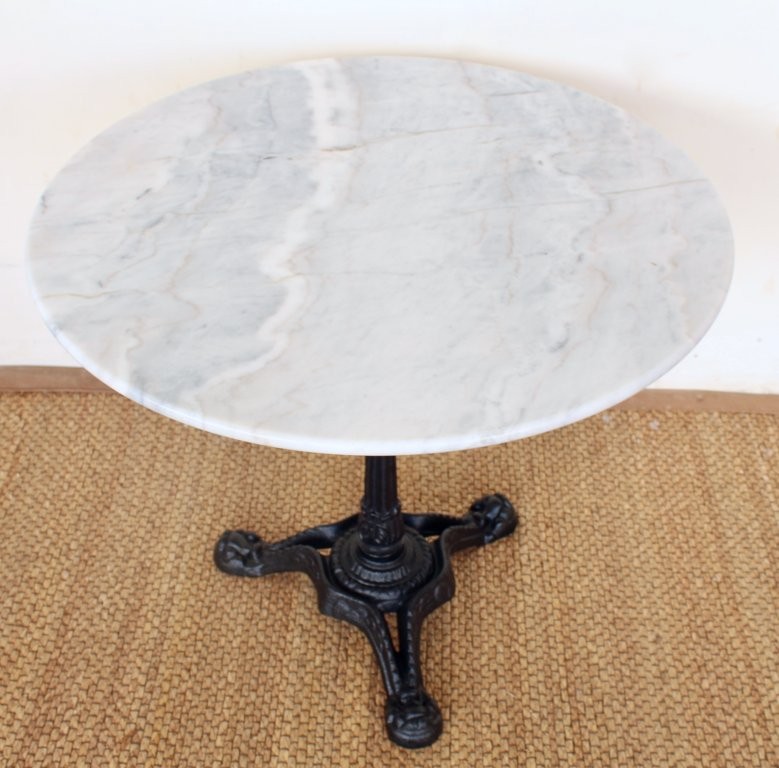 WHITE ROUND MARBLE TABLE  72X80CM DIAM